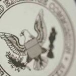 Die SEC hat über Notierungsstandards für Krypto-ETFs entschieden.