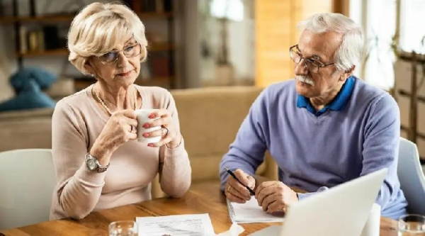 Pensionsfonds erlitten Verluste aufgrund von Investitionen in Strategy-Aktien.