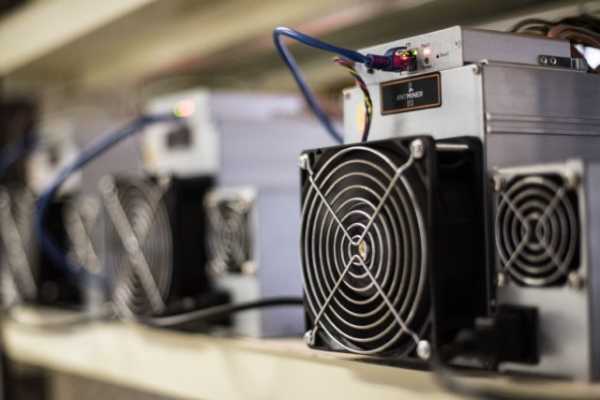 Ein einzelner Miner hat einen Bitcoin-Block geschürft und damit etwa 213.000 US-Dollar…