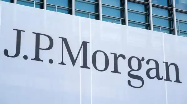 Investoren werfen JPMorgan vor, Kryptobetrügern zu helfen. Инвесторы обвинили банк JPMorgan в содействии криптомошенникам