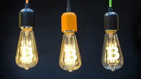 Энергия в нужное русло: самые необычные майнинг-фермы в мире