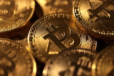 Bitcoin testet inmitten des Iran-Angriffs erneut die 80.000-Dollar-Marke.