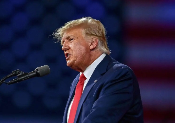 Eilmeldung: Donald Trump hat angekündigt, dass das Atomabkommen mit dem Iran morgen…
